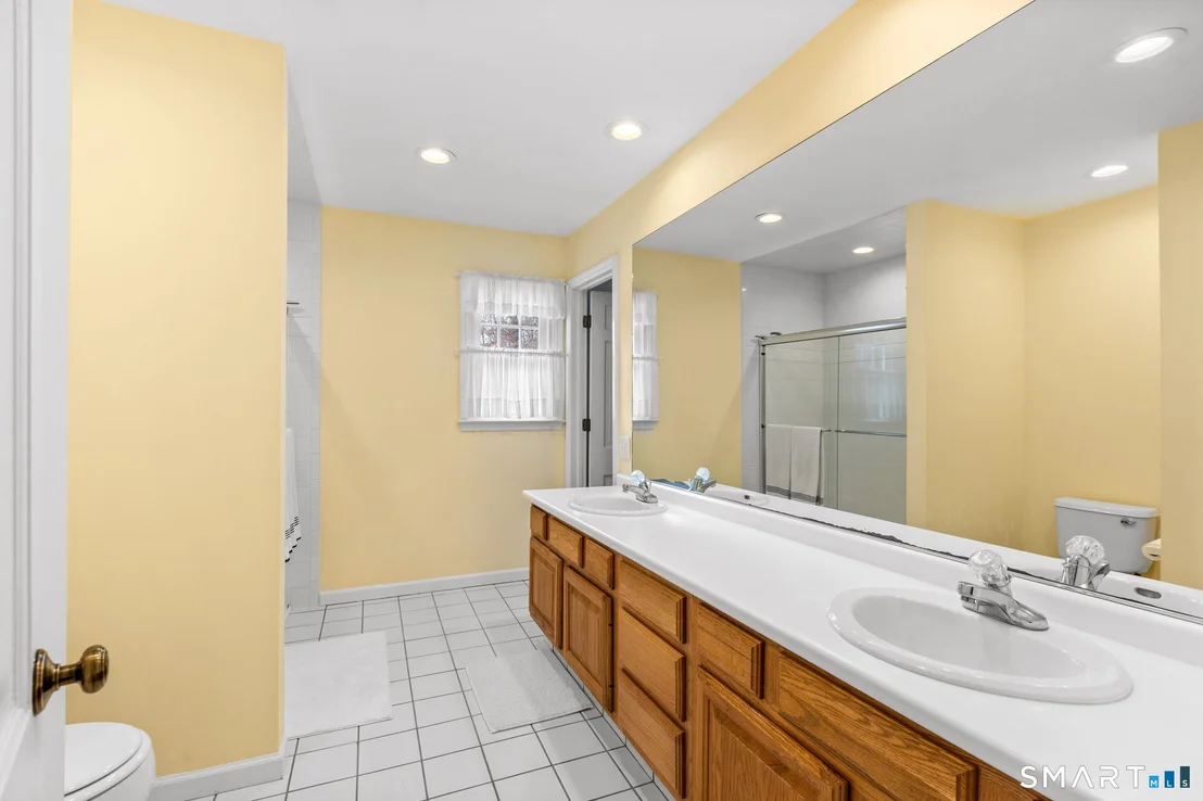 Photo of 15 Lindencrest Drive
