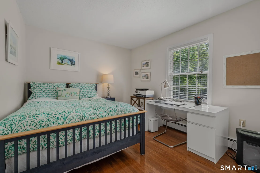 Photo of 10 Whitman Lane