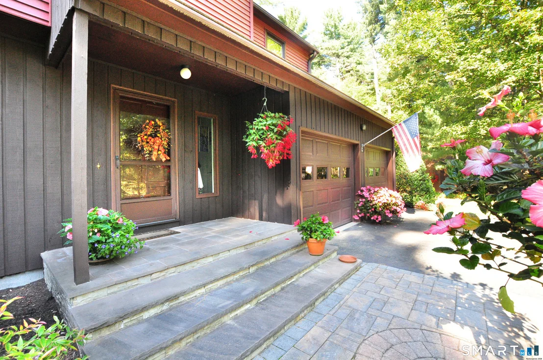 Photo of 15 Winhart Drive
