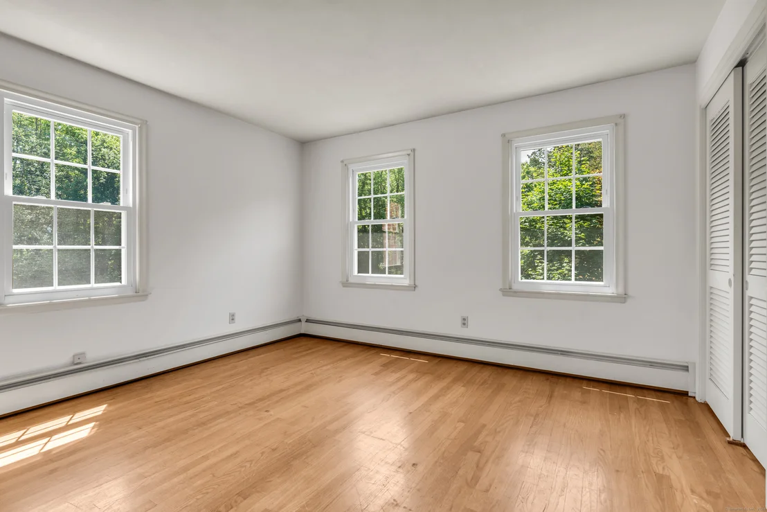 Photo of 11 Winthrop Road
