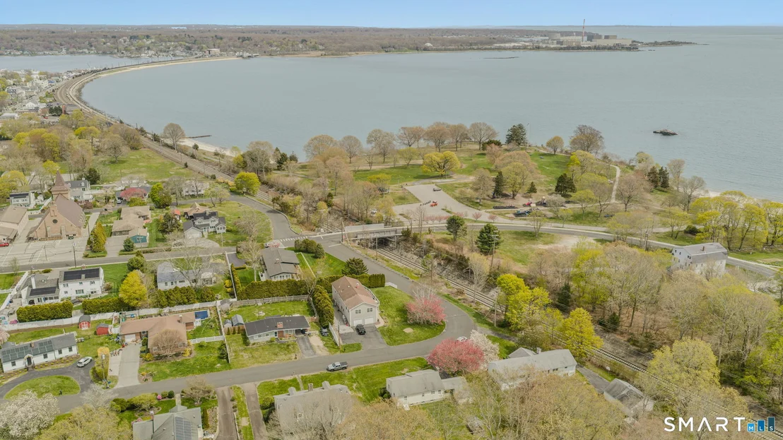 Photo of 4 Champlin Hill Court