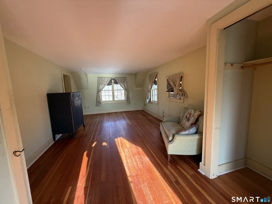 Photo of 127 Windy Hill Road
