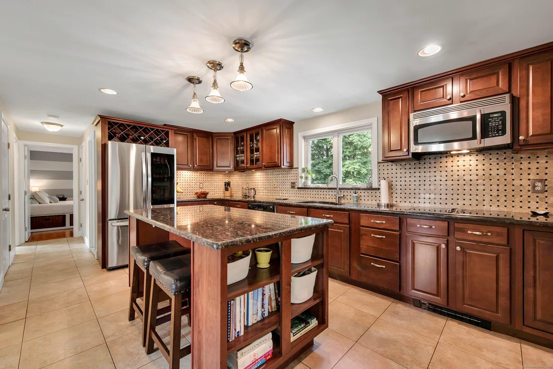 Photo of 25 Maple Ridge Drive
