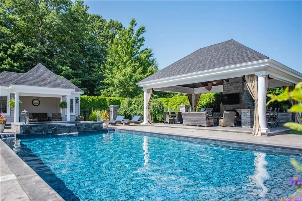 Photo of 40 Winthrop Drive