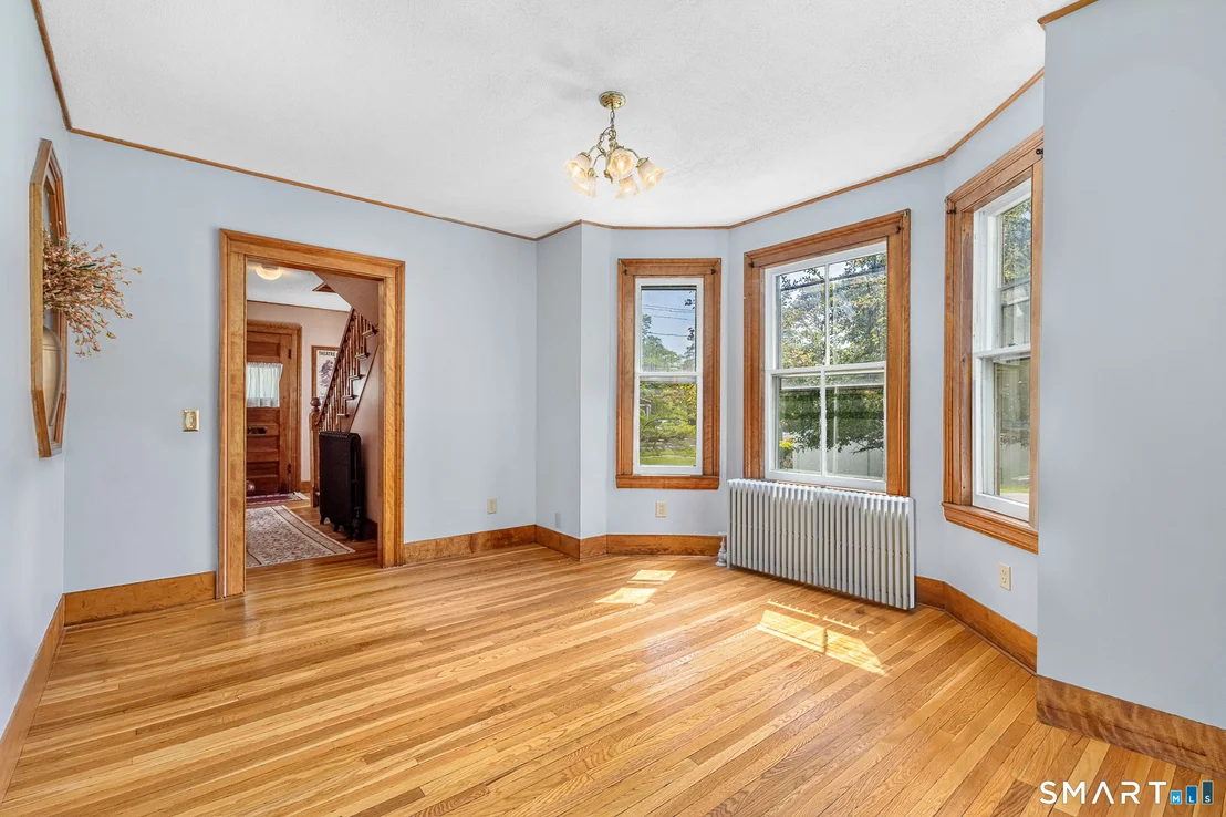 Photo of 120 Bloomfield Avenue