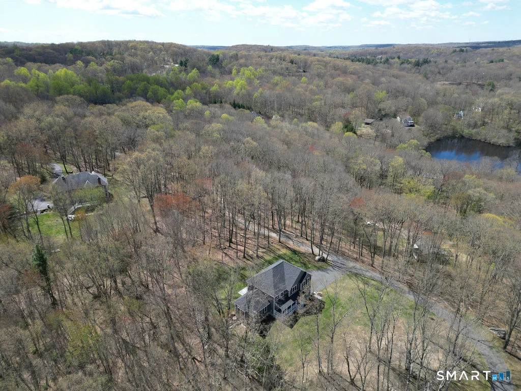 Photo of 359 Hammertown Road