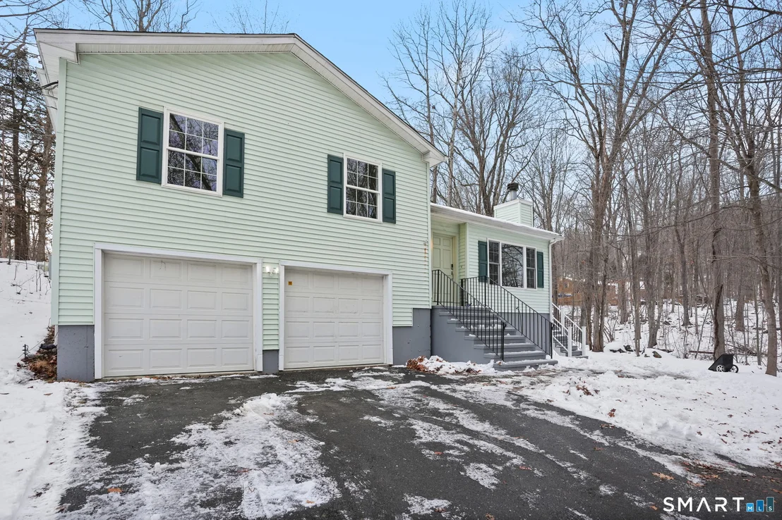 Photo of 26 Edgewood Road