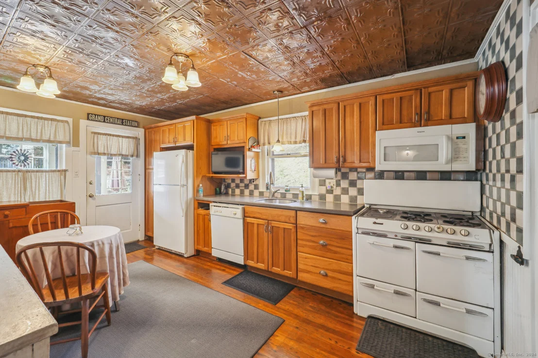 Photo of 55 Woolson Street