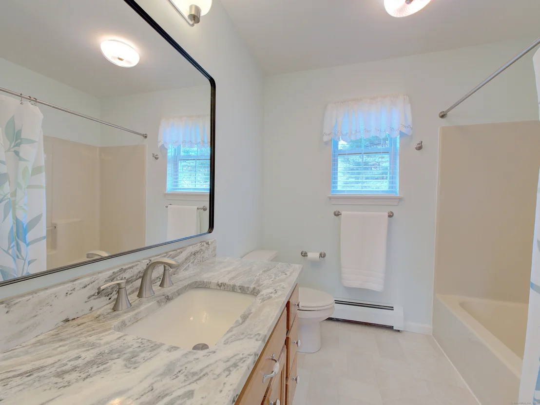 Photo of 115 Spring Wood Lane