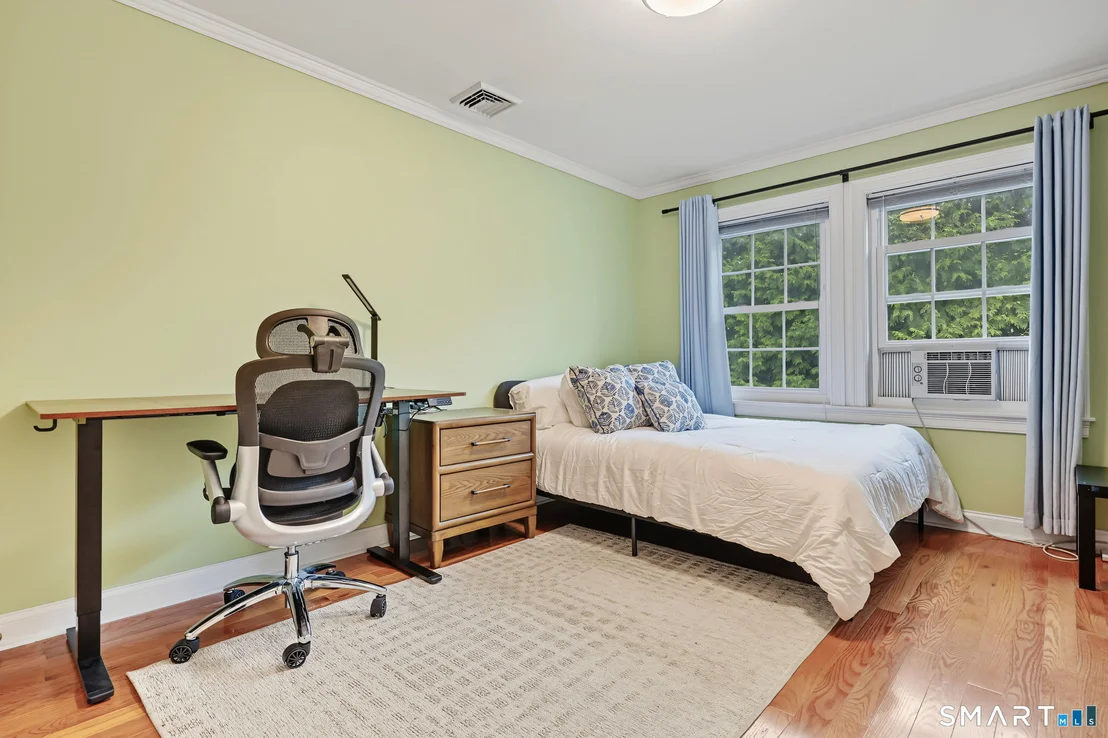 Photo of 155 Wolfpit Avenue
