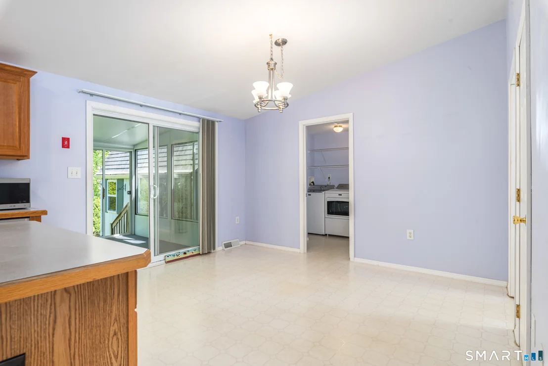 Photo of 17 Laurel Circle