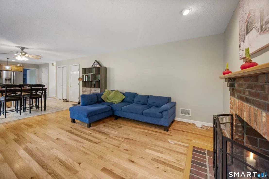 Photo of 119 Windsorville Road