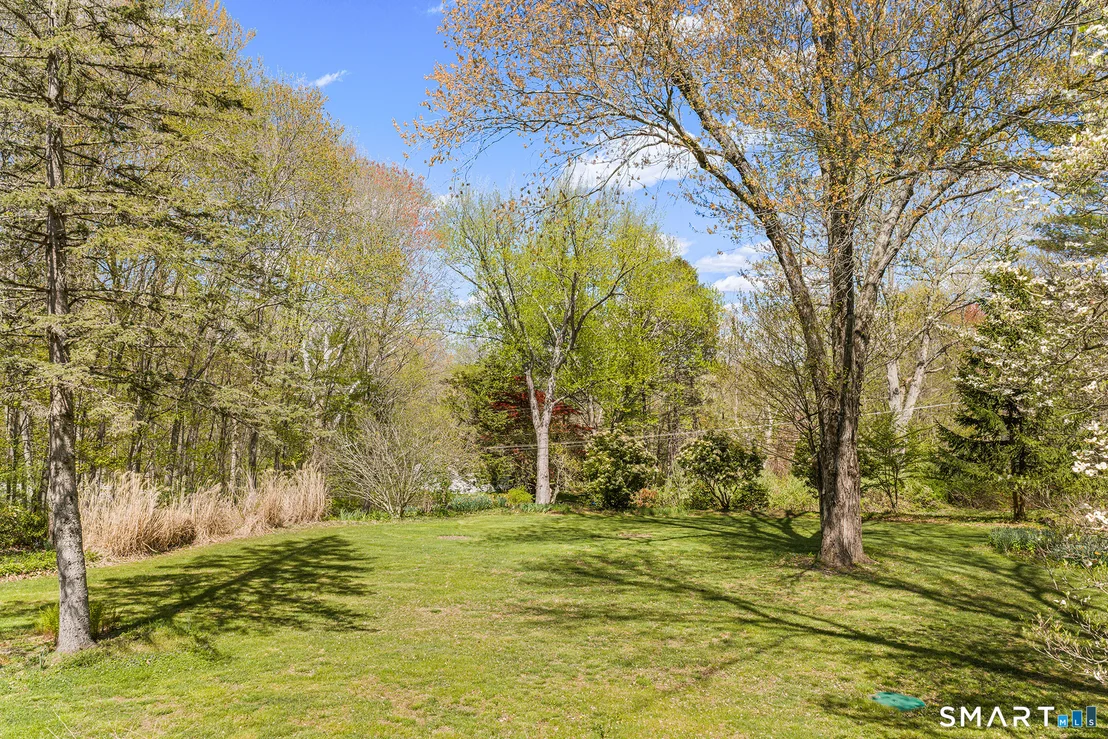 Photo of 1169 Flanders Road