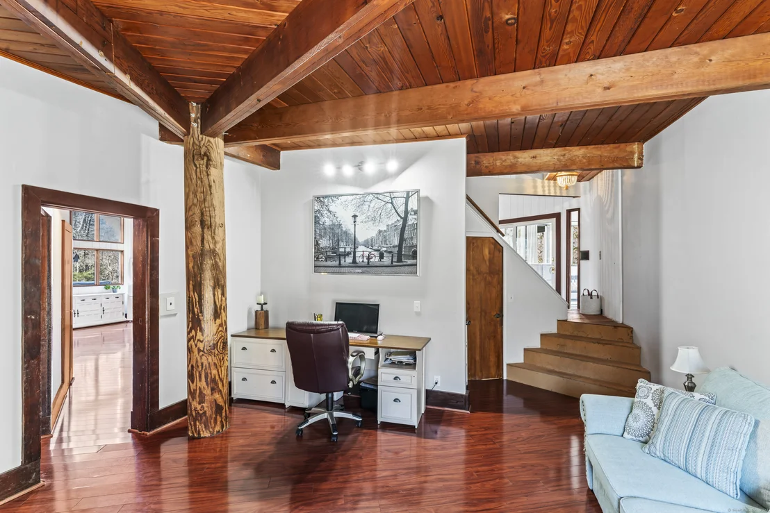 Photo of 9 Tanglewood Lane