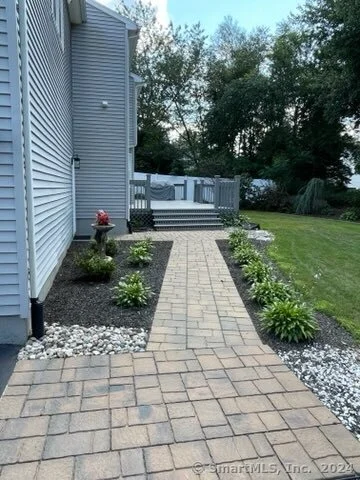 Photo of 115 Lakewood Circle