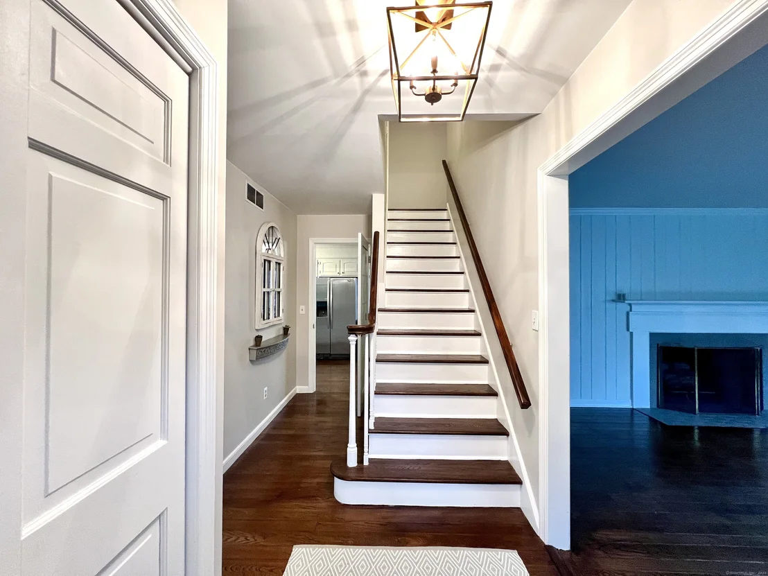 Photo of 320 Westport Road