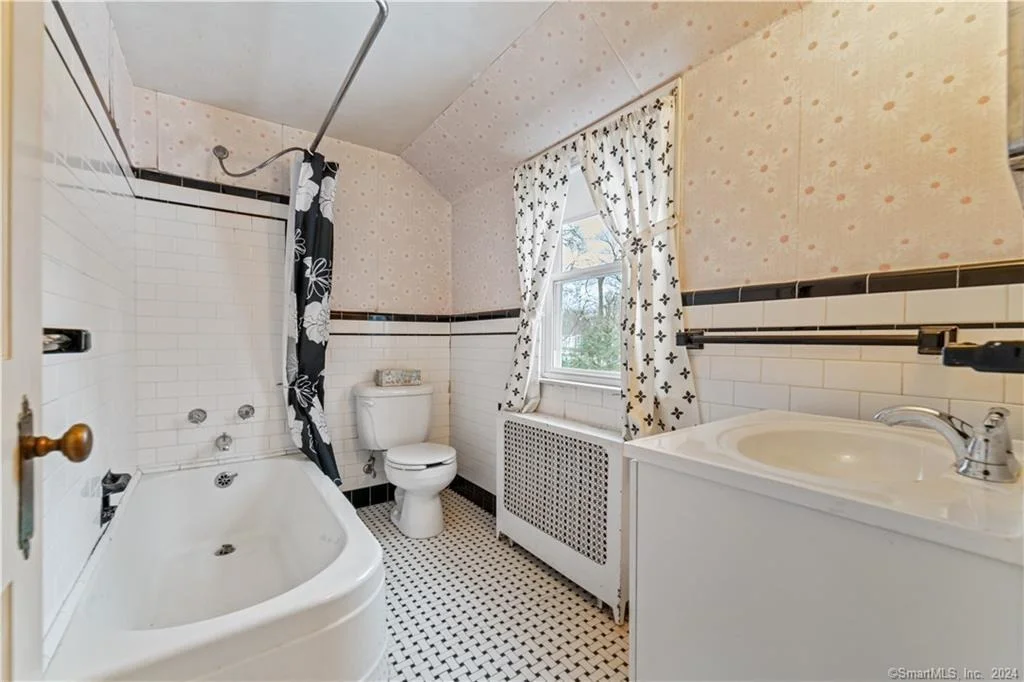Photo of 51 Woodside Drive