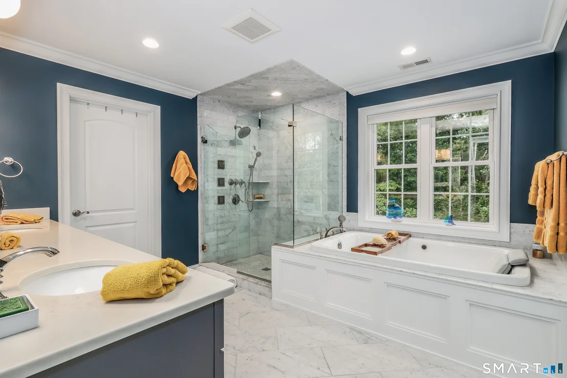 Photo of 105 Perry Avenue