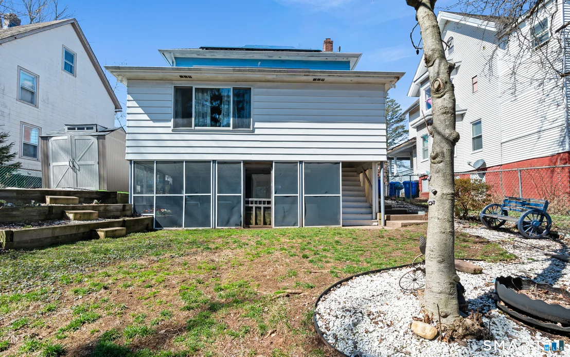 Photo of 32 Burr Avenue