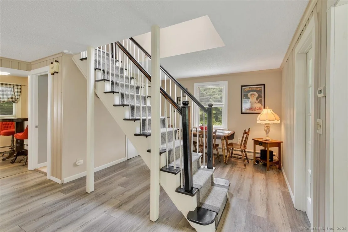 Photo of 117 Ross Avenue