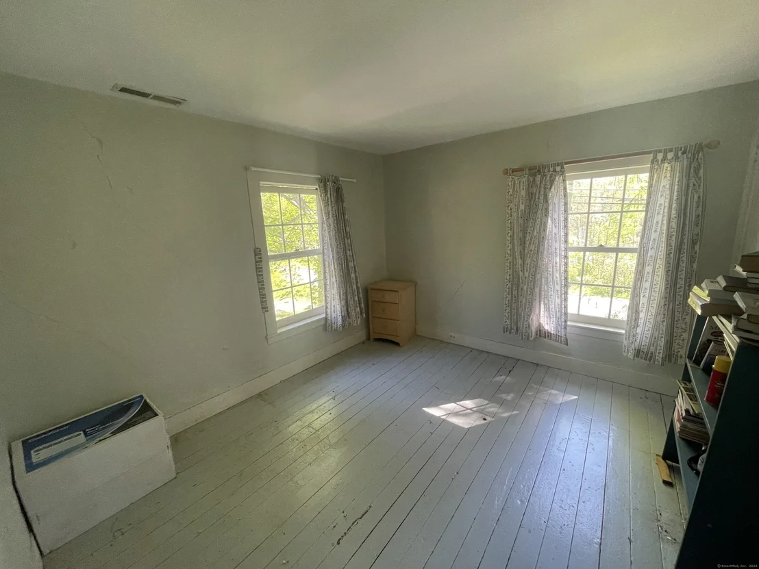 Photo of 603 Colebrook Road