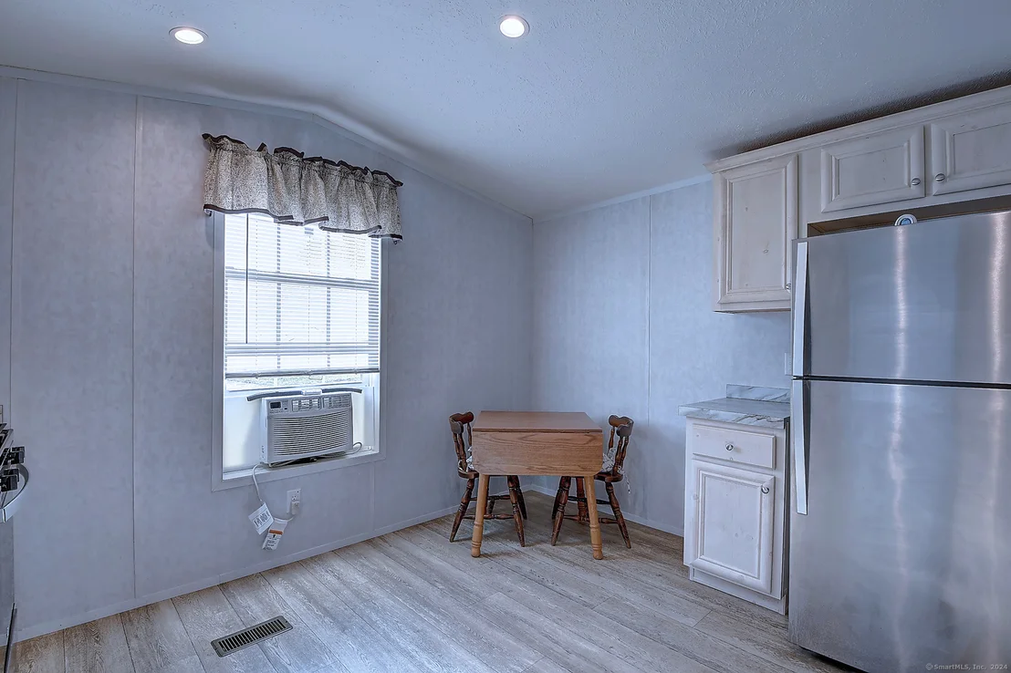 Photo of 24 Thunderbird Drive