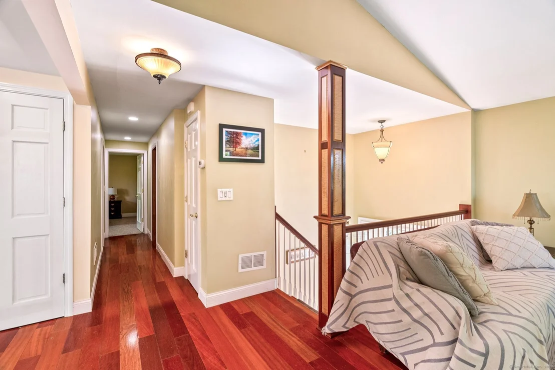 Photo of 1 Lakeside Circle