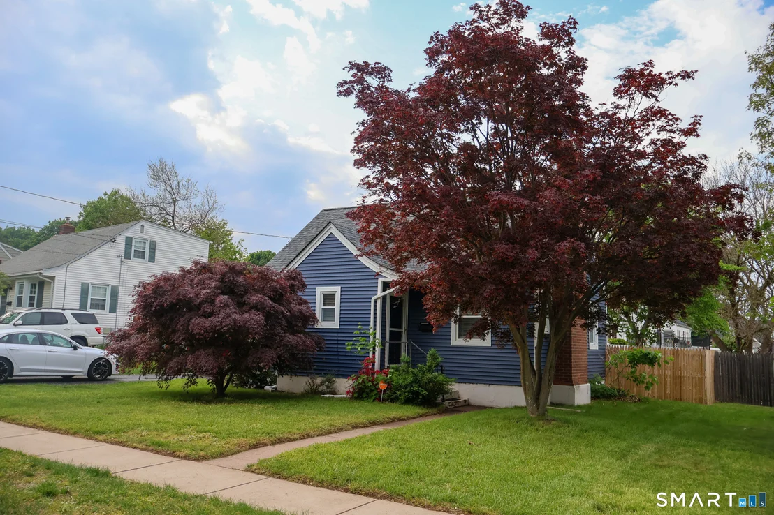 Photo of 33 Linnmore Drive