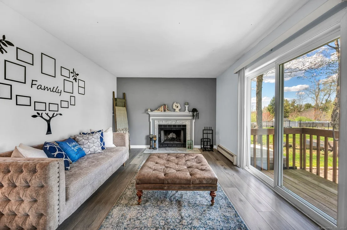 Photo of 333 Upper Valley Road