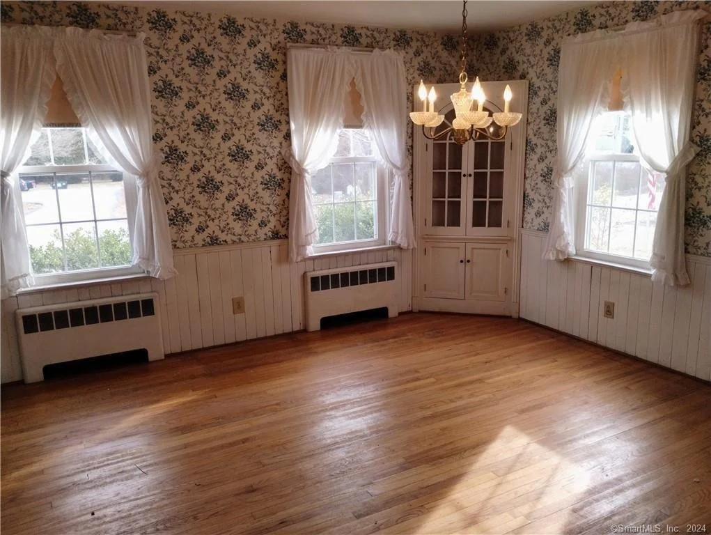 Photo of 448 Shore Road