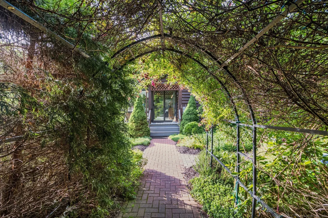 Photo of 46 Fitzgerald Road