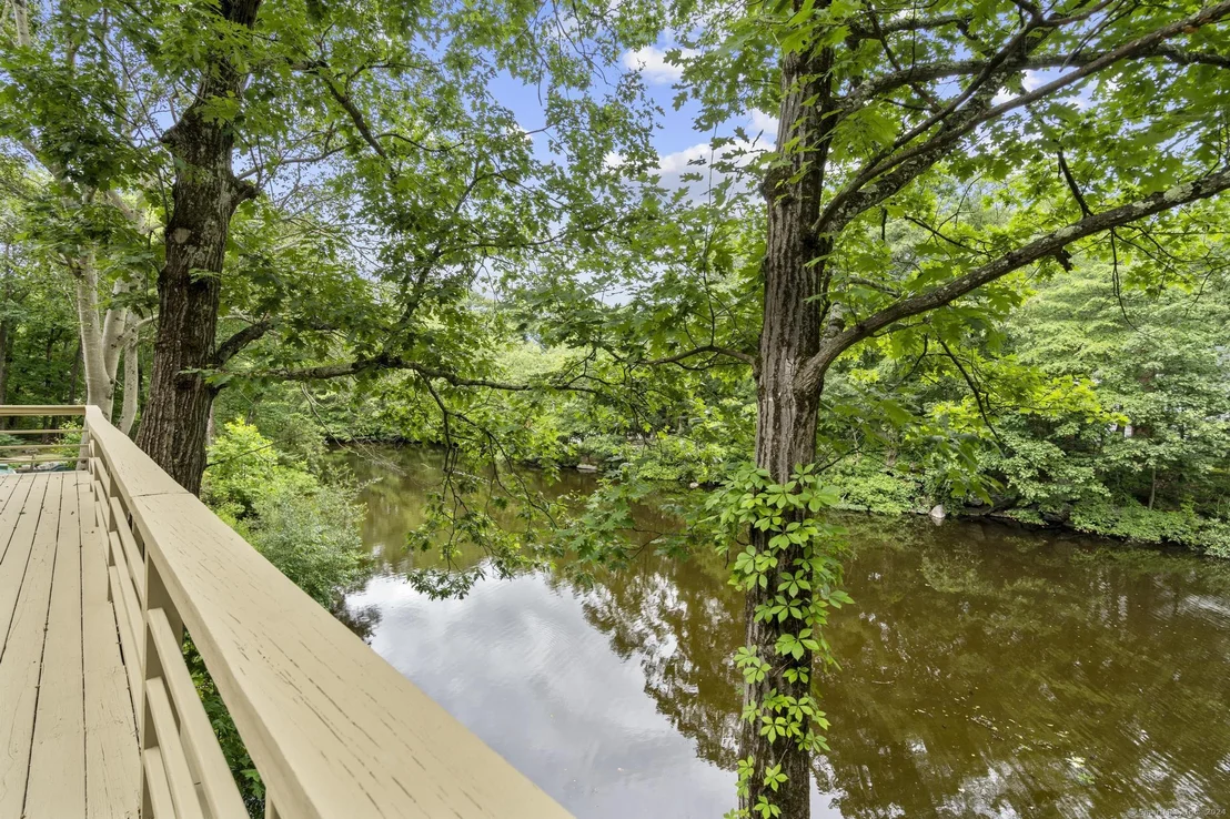 Photo of 35 Deep Valley Road
