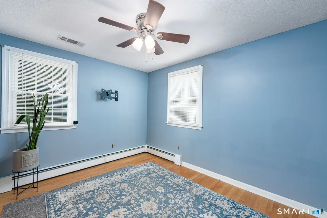 Photo of 17 Pequot Road