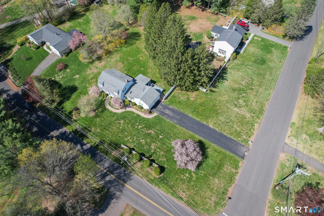 Photo of 230 Wallingford Road