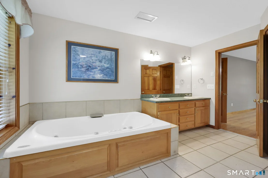 Photo of 32 Laurel Drive