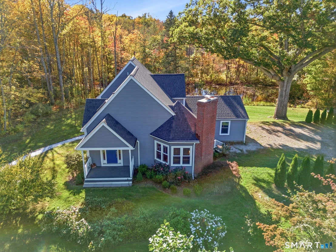 Photo of 2 Pinewood Trail