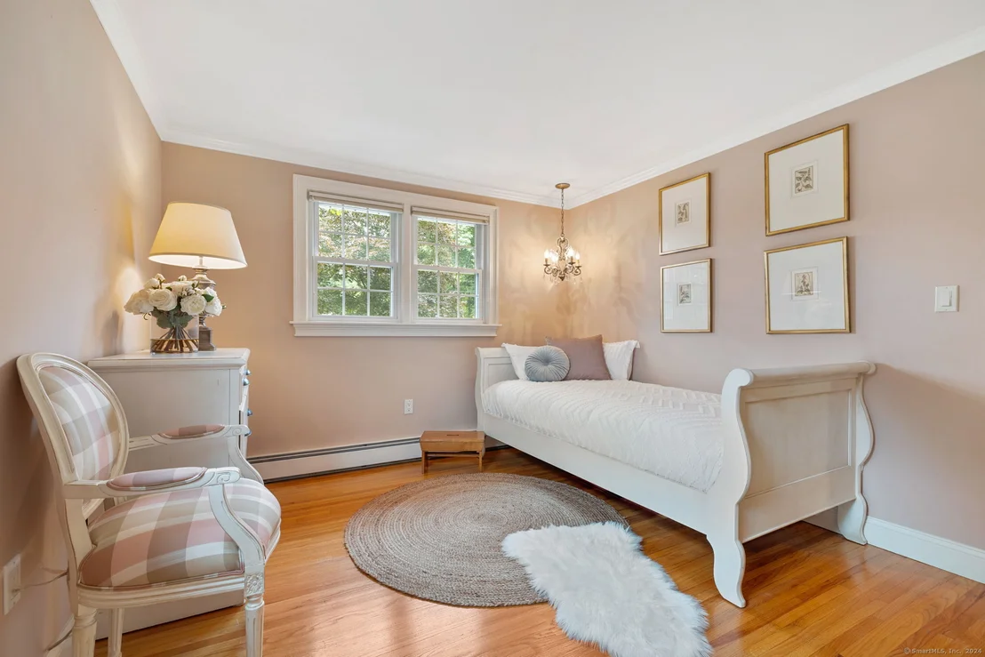 Photo of 2 Raspberry Lane