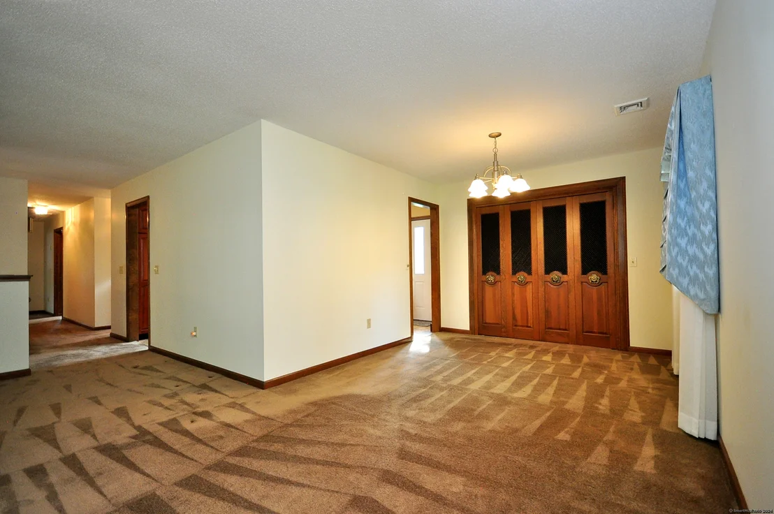 Photo of 735 Avery Street