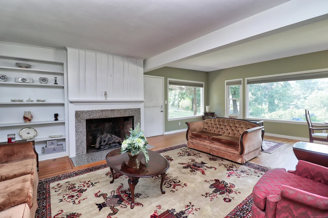 Photo of 215 Allerton Road