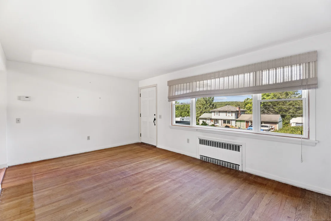 Photo of 43 Arrowhead Drive
