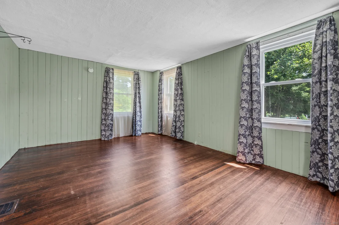 Photo of 345 Stevens Street