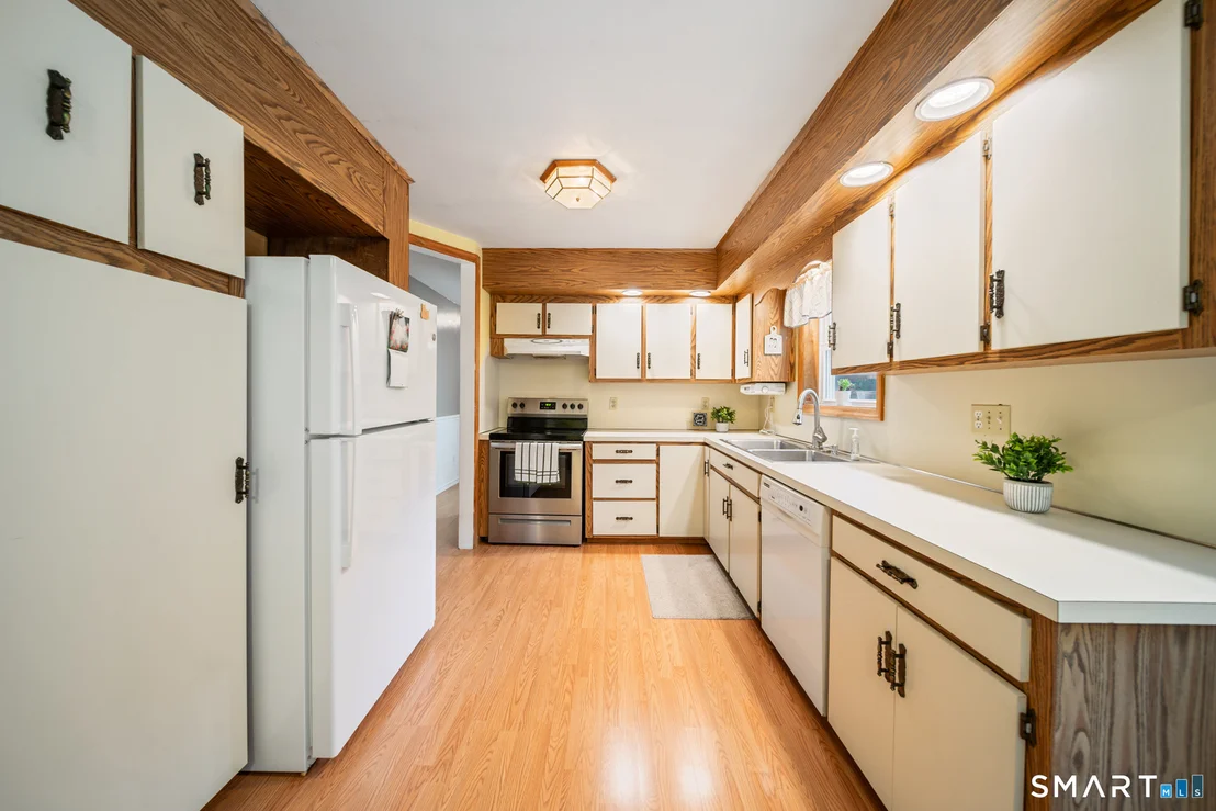 Photo of 137 Maple Hill Road