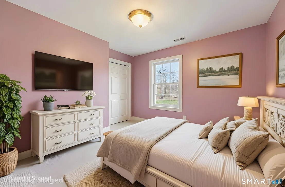 Photo of 18 Oakwood Drive