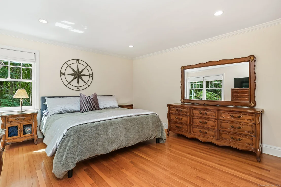 Photo of 10 Guild Drive