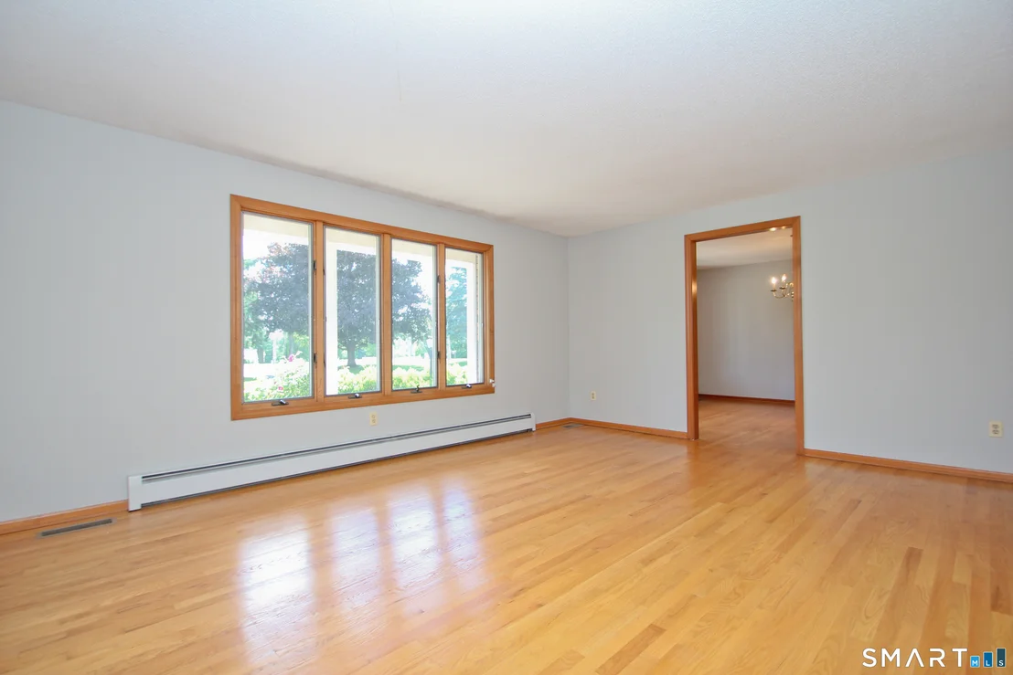 Photo of 310 Thompsonville Road