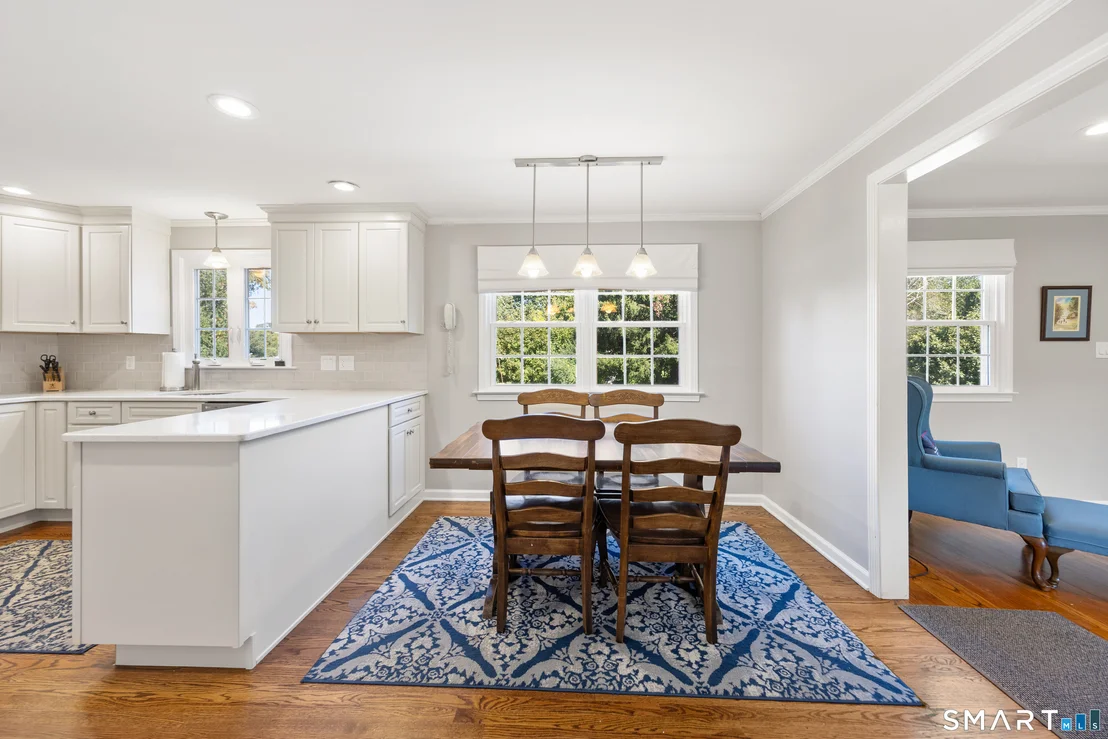 Photo of 450 Cardinal Lane