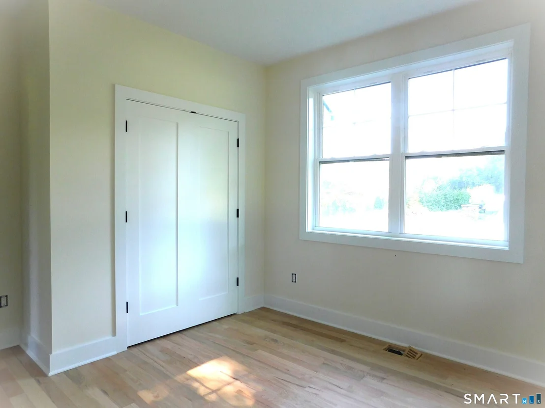 Photo of 60 Mohegan Road