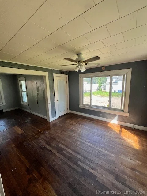 Photo of 294 Maple Avenue