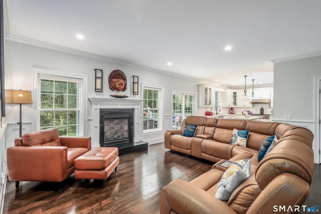 Photo of 105 Perry Avenue