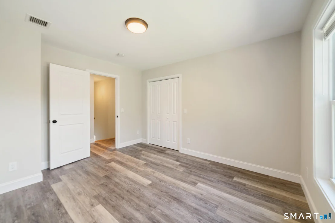 Photo of 85 Vanderbilt Road